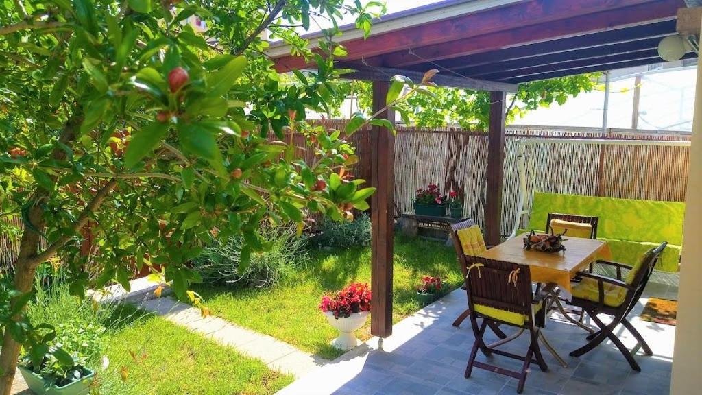 Apartment Taja, Cijela Kuca I Vrt Samo Za Vas Split Eksteriør bilde